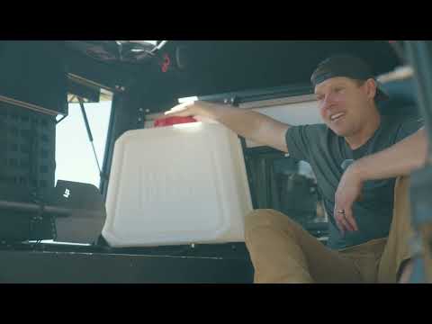 10 Gallon Powered Water Tank