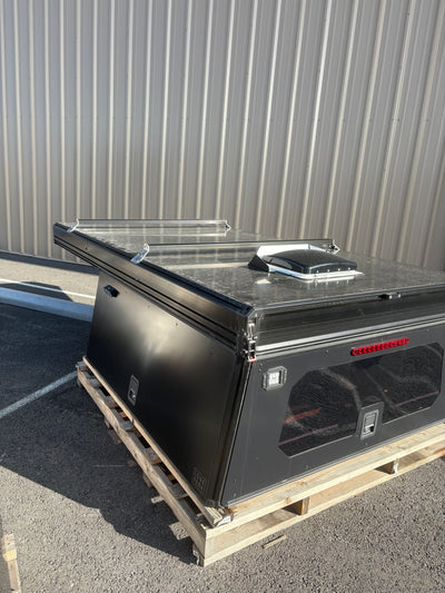 Used V1 — Ford F-150 2015-2020 5.5 ft Bed — cab passthrough and rear windows