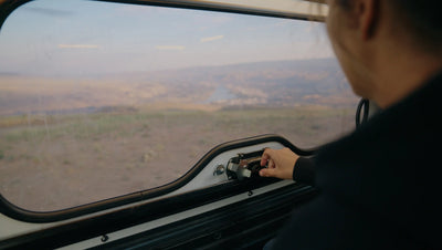 Rear Window rear view — maintains driver visibility